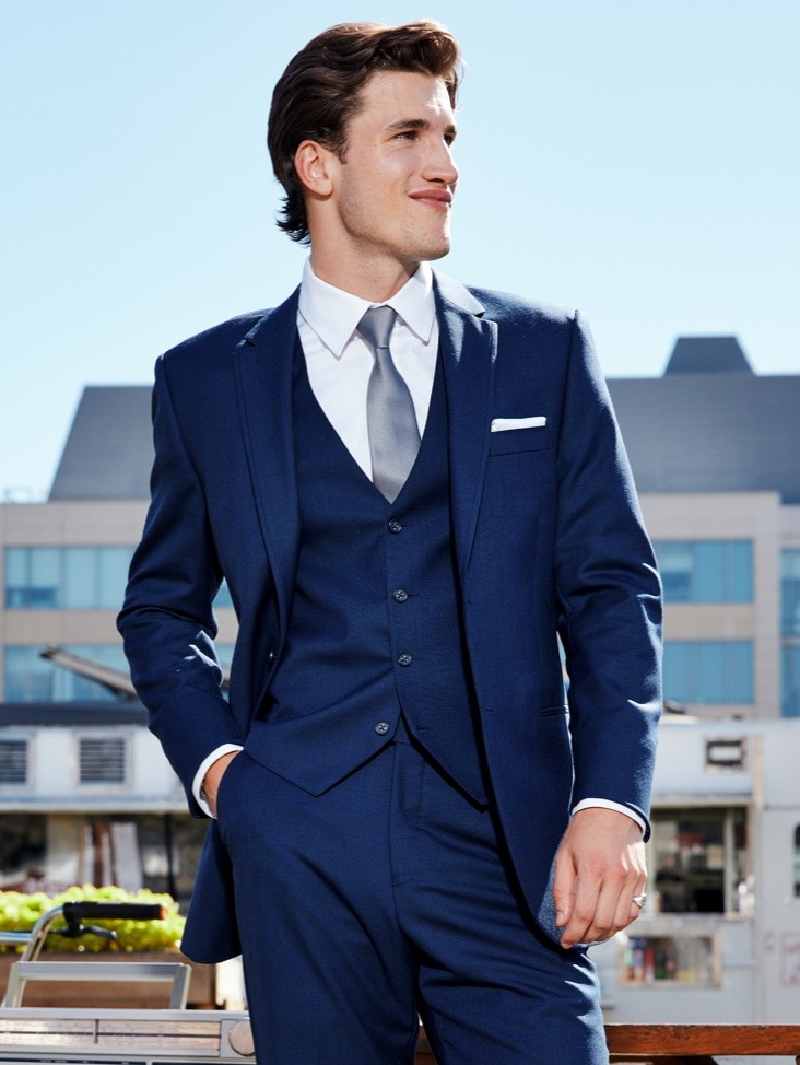 Grad Tuxedo's & Suits for Rent Moores Clothing